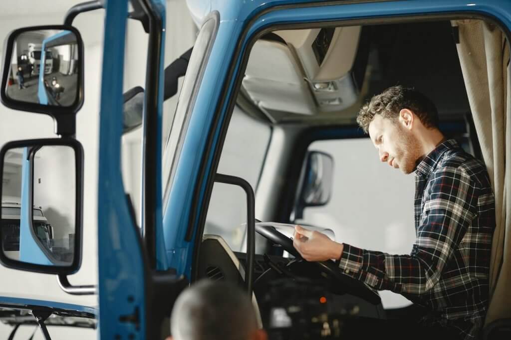Quelles sont les différentes parties d'un camion ? - Innovaction Systèmes